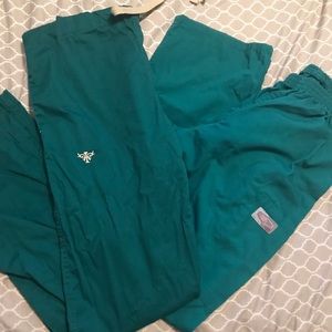 Hunter green scrub pants (2)